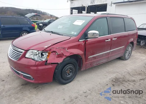 2013 Chrysler Town & Country Touring-L z USA, uszkodzony, nr VIN 2C4RC1CG6DR733999